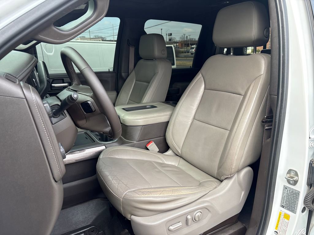 Used 2020 Chevrolet Silverado 2500 LTZ w/ LTZ Premium Package image 19