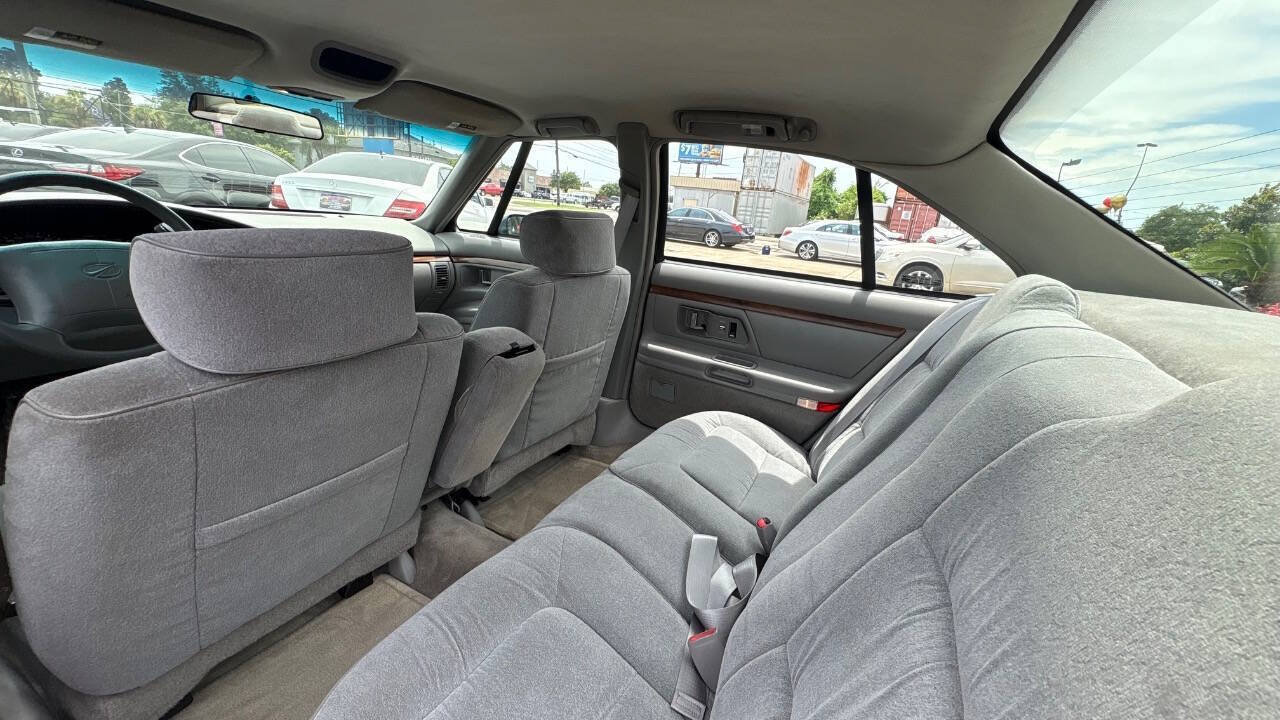 Used 1998 Oldsmobile 88 FWD image 6