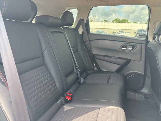 New 2026 Nissan Rogue SV image 15