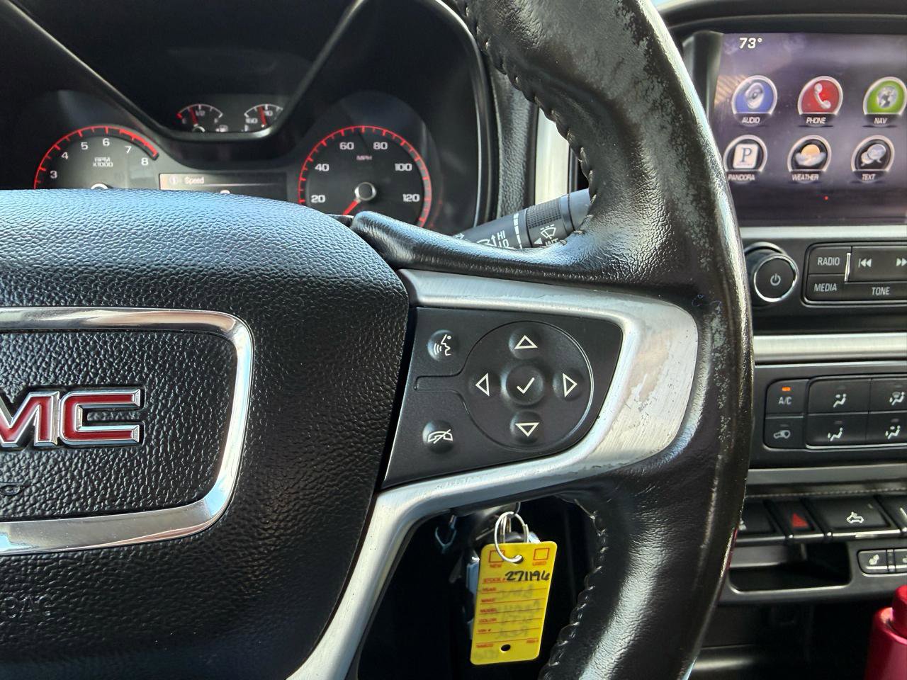 Used 2015 GMC Canyon SLT w/ Driver Alert Package RWD image 21