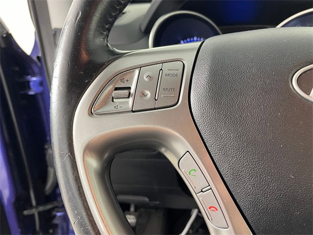 Used 2011 Hyundai Tucson Limited image 11