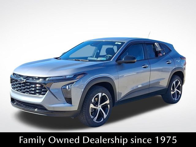 Certified 2024 Chevrolet Trax RS w/ Driver Confidence Package image 3