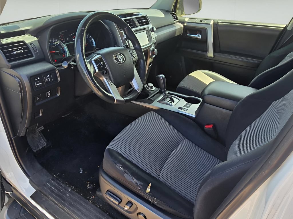 Used 2014 Toyota 4Runner SR5 AWD/4WD image 13