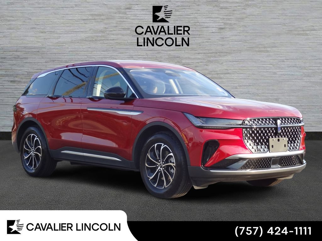 Used 2026 Lincoln Nautilus Premier AWD/4WD image 1