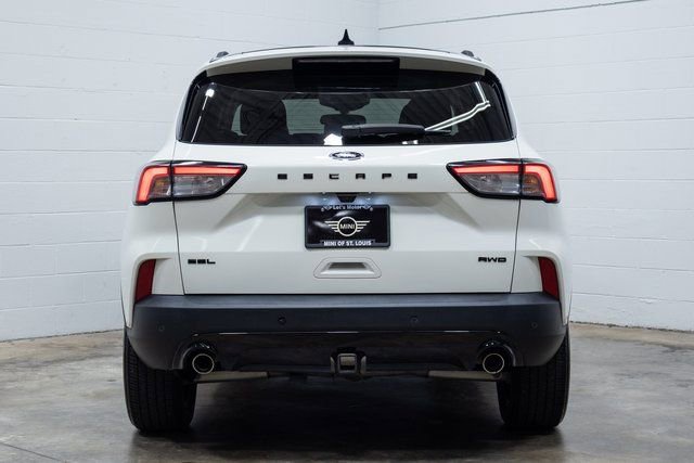 Used 2022 Ford Escape SEL w/ SEL Stealth AWD Package image 9