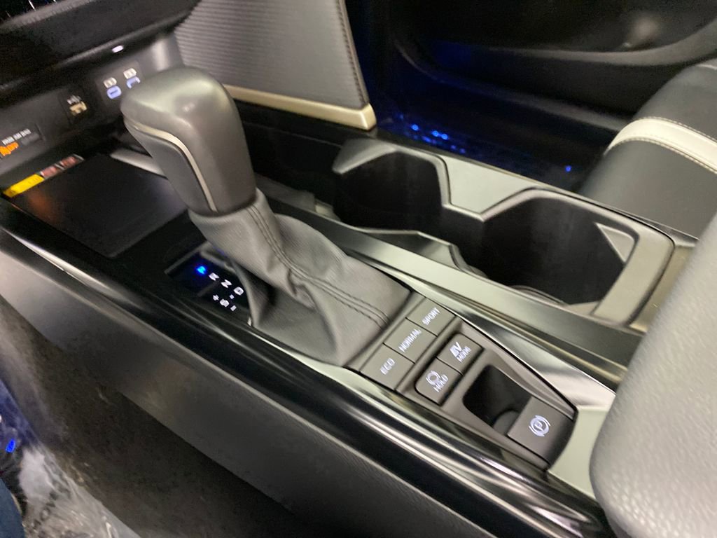 Certified 2025 Toyota Camry SE image 19