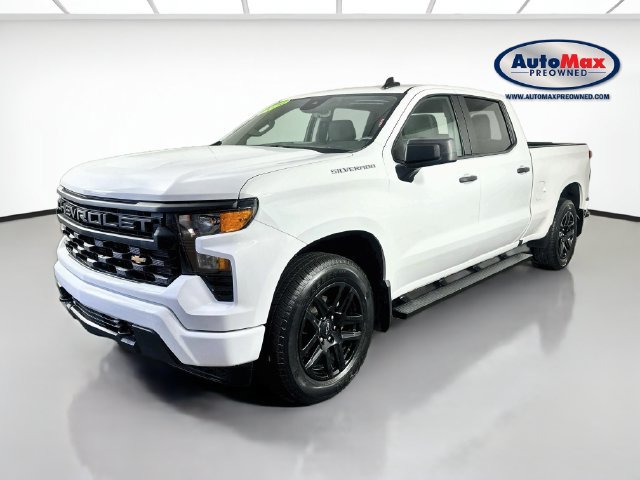 Used 2024 Chevrolet Silverado 1500 Custom AWD/4WD image 4