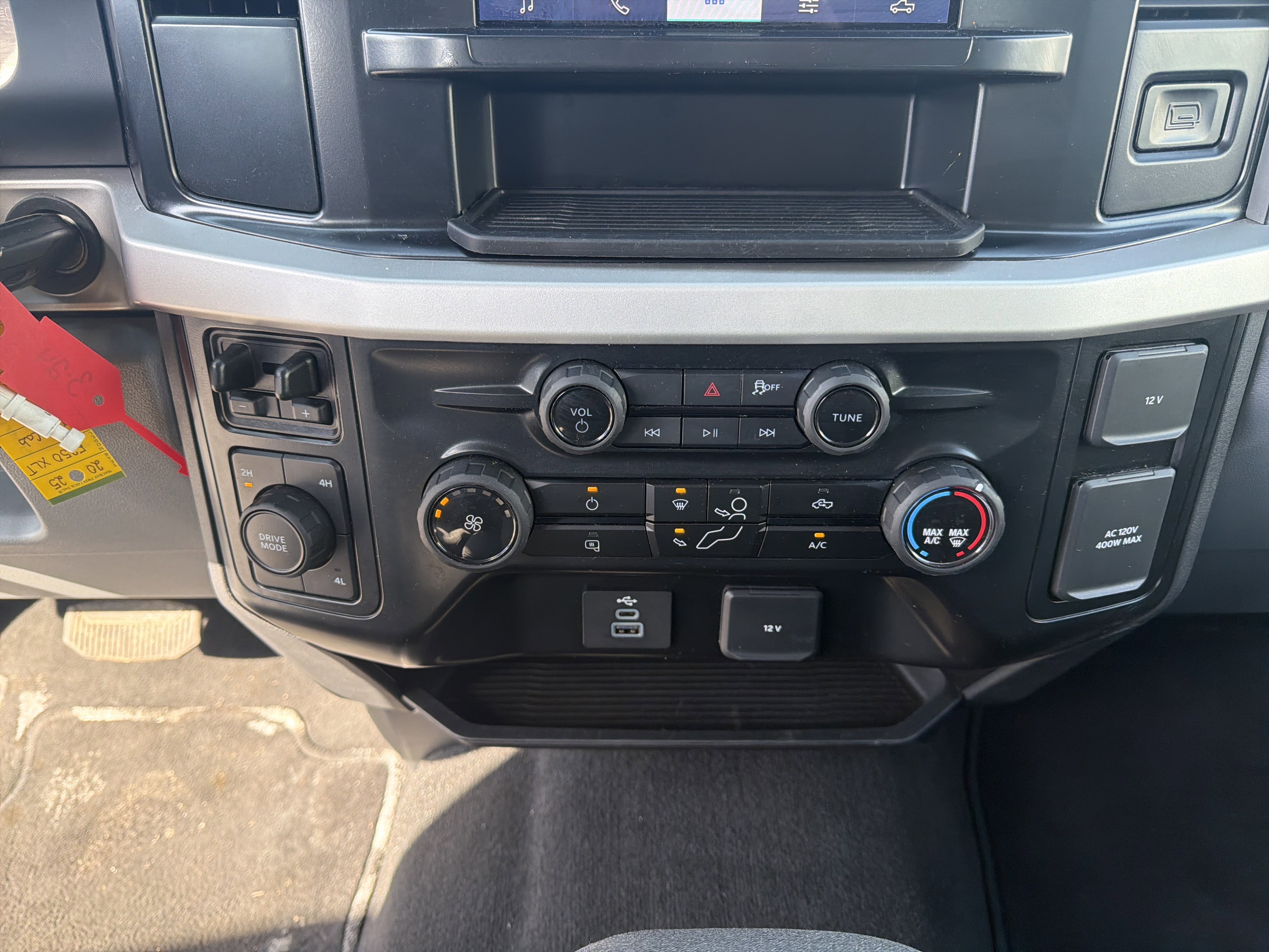 Certified 2025 Ford F250 XLT image 34