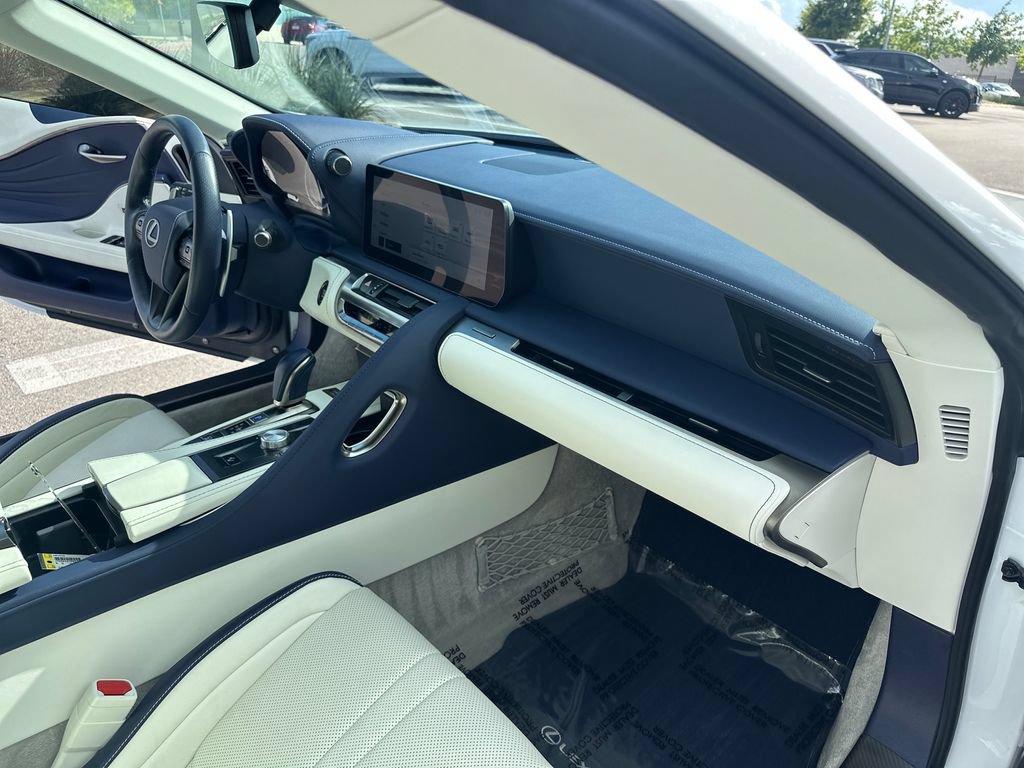Used 2024 Lexus LC 500 Convertible RWD image 35