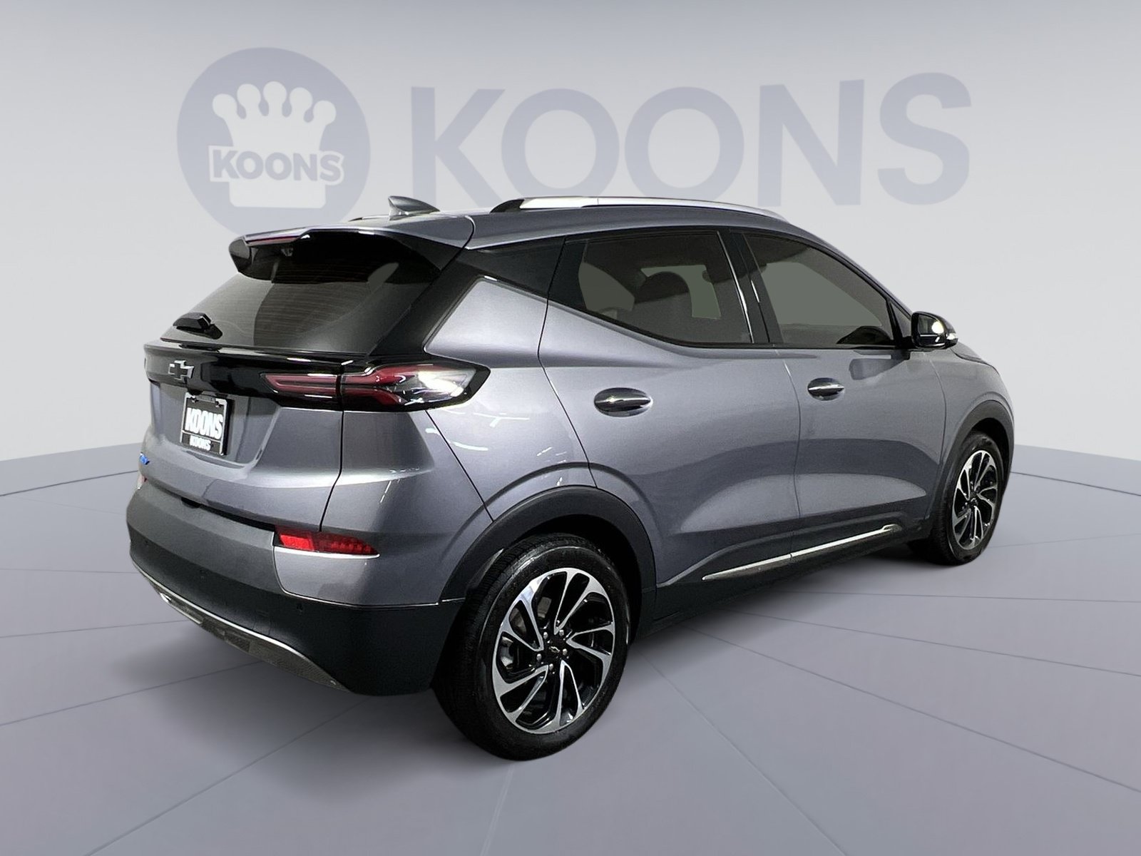 Used 2023 Chevrolet Bolt EUV Premier FWD image 11