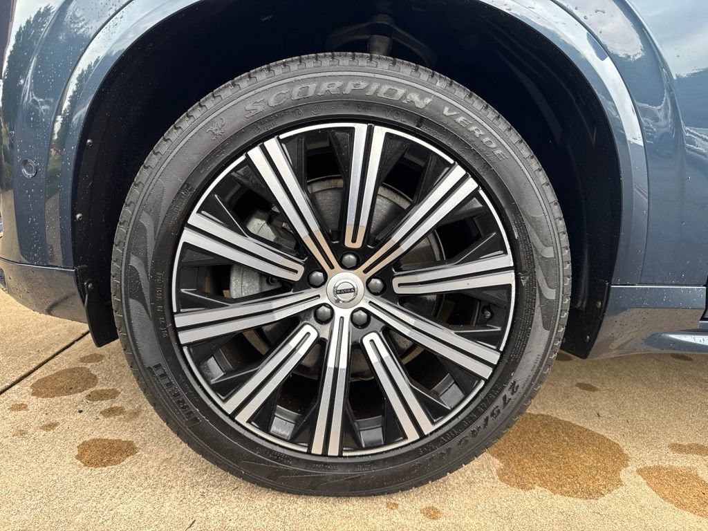 Used 2023 Volvo XC90 B6 Plus AWD/4WD image 25