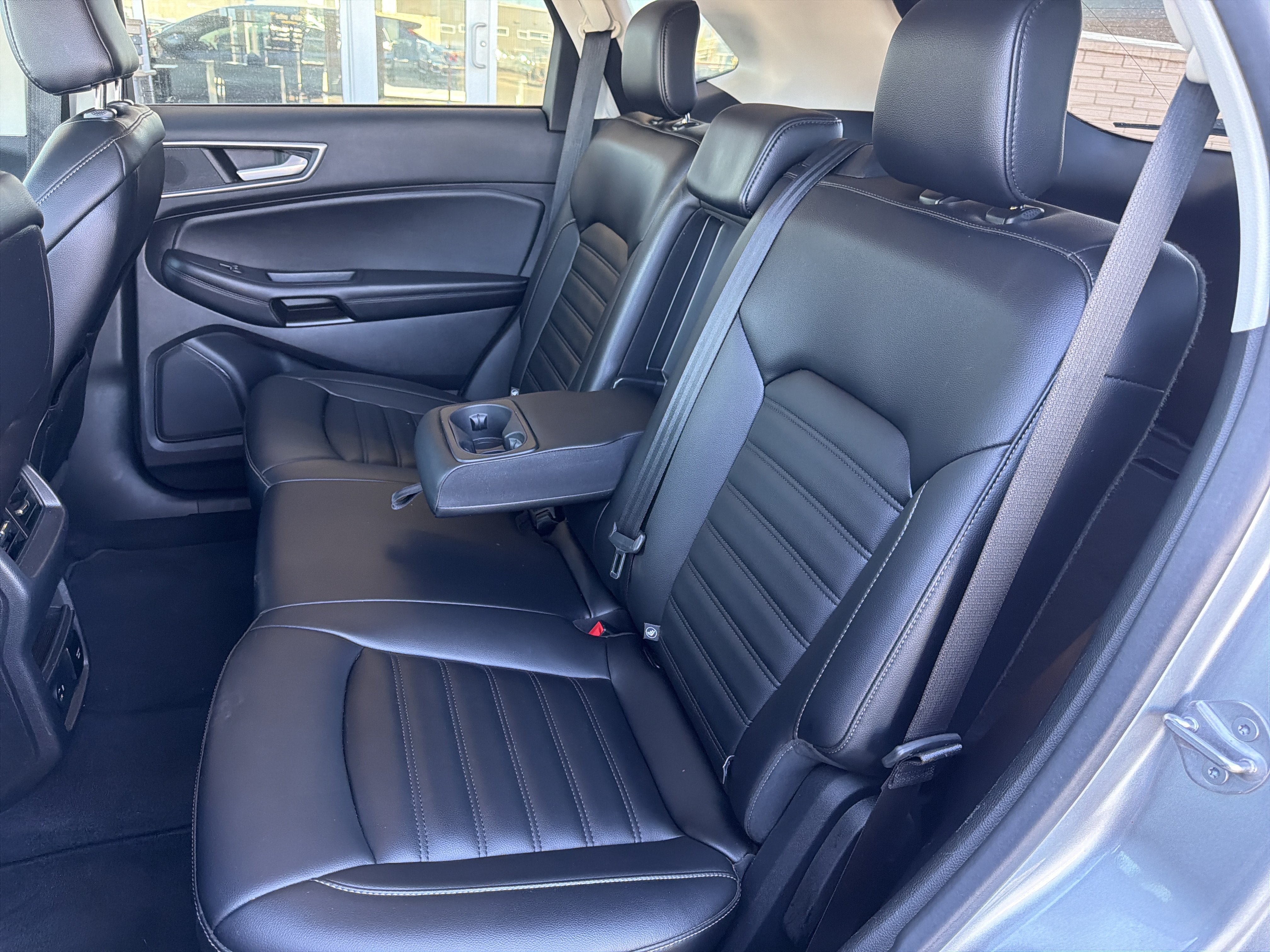 Used 2022 Ford Edge SEL w/ Convenience Package AWD/4WD image 9