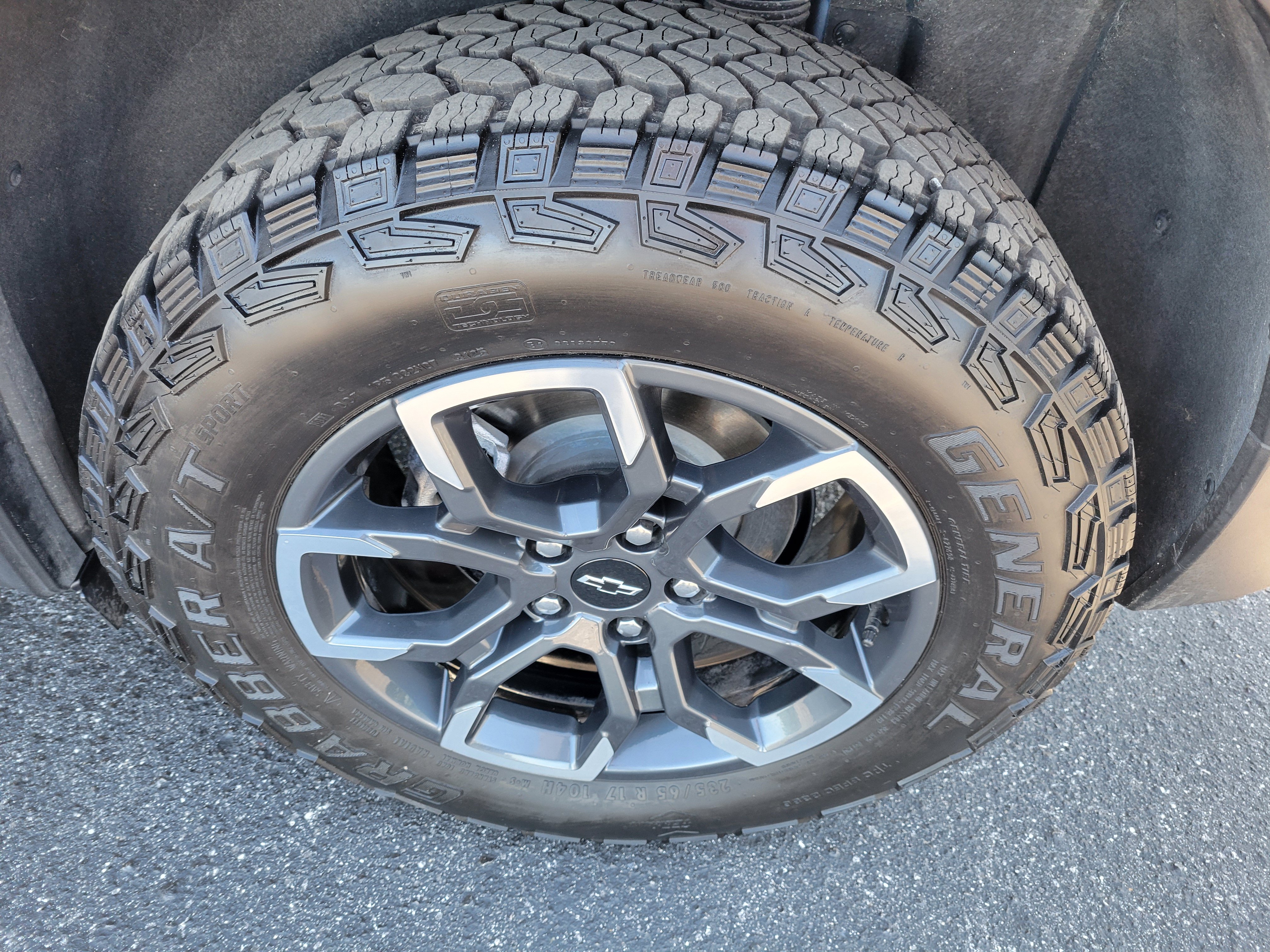 Certified 2026 Chevrolet Equinox ACTIV w/ Convenience Package III AWD/4WD image 36