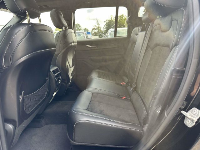Certified 2023 Jeep Grand Cherokee Altitude AWD/4WD image 19