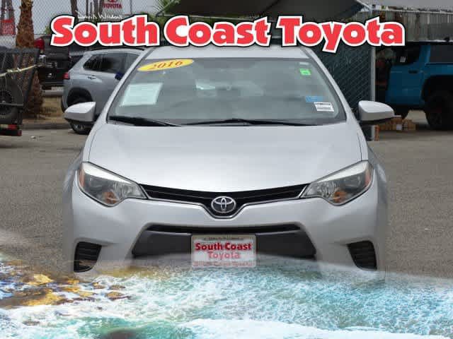 Used 2016 Toyota Corolla LE FWD image 3