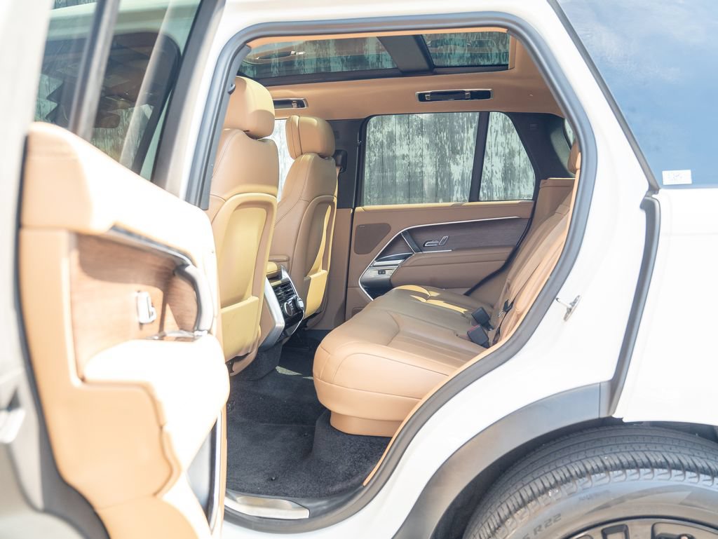 Used 2023 Land Rover Range Rover SE AWD/4WD image 33