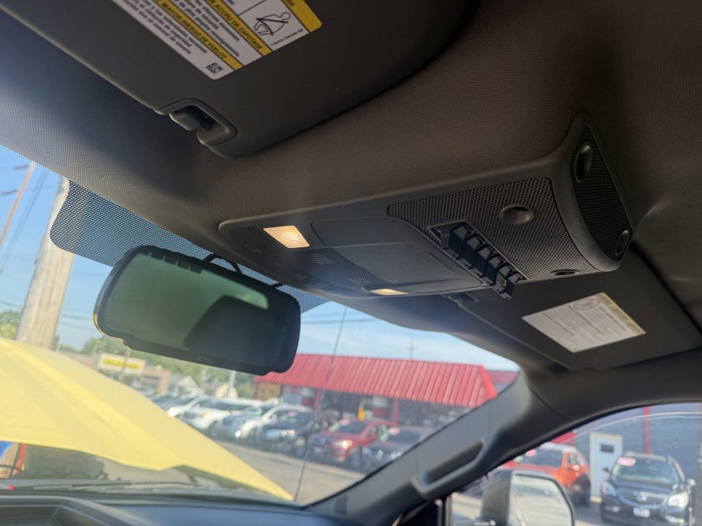 Used 2019 Ford F550 2WD Regular Cab Super Duty image 11