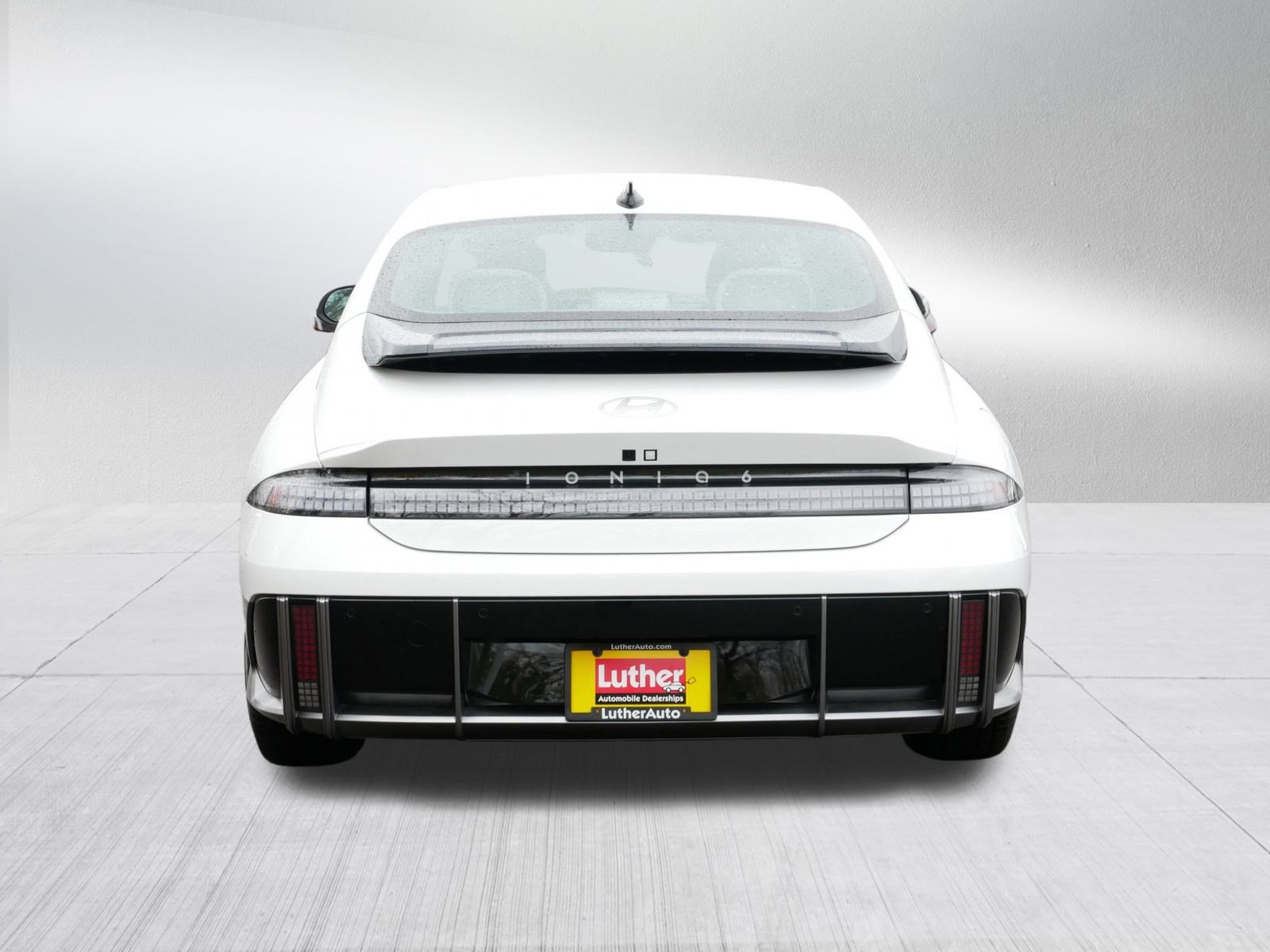 Used 2025 Hyundai Ioniq 6 SEL image 6