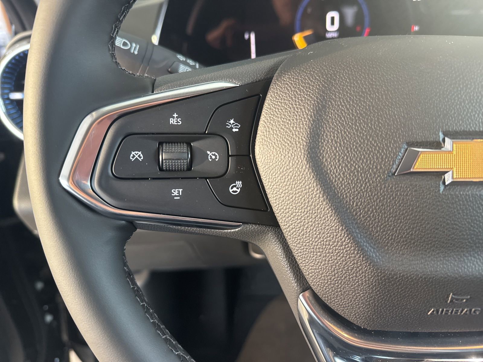 New 2026 Chevrolet Trax LT w/ Sunroof Package image 20