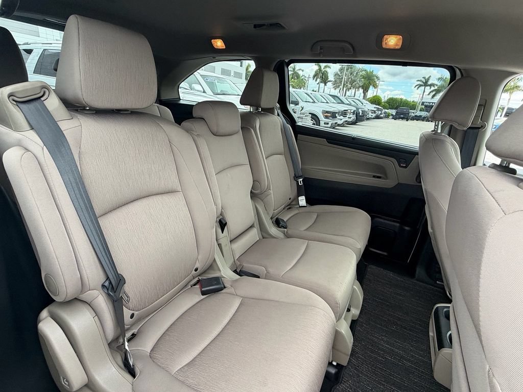 Used 2022 Honda Odyssey EX image 16