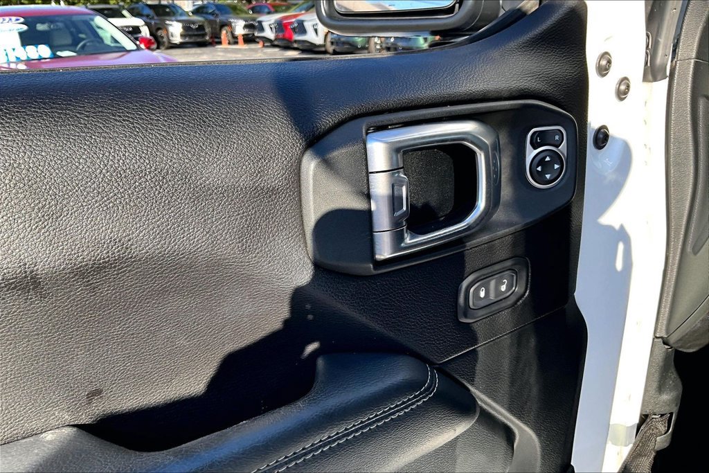 Used 2020 Jeep Wrangler Unlimited Rubicon AWD/4WD image 45