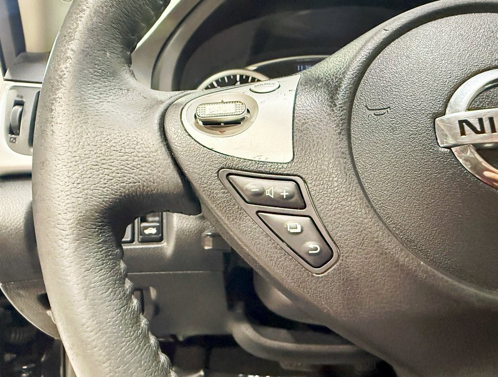 Used 2017 Nissan Sentra SV image 11