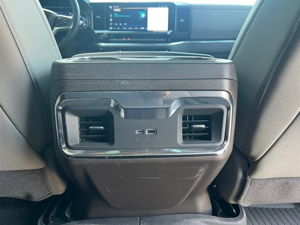 Used 2025 Chevrolet Silverado 1500 LTZ AWD/4WD image 19