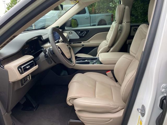Certified 2023 Lincoln Aviator Reserve w/ Equipment Group 201A AWD/4WD image 11