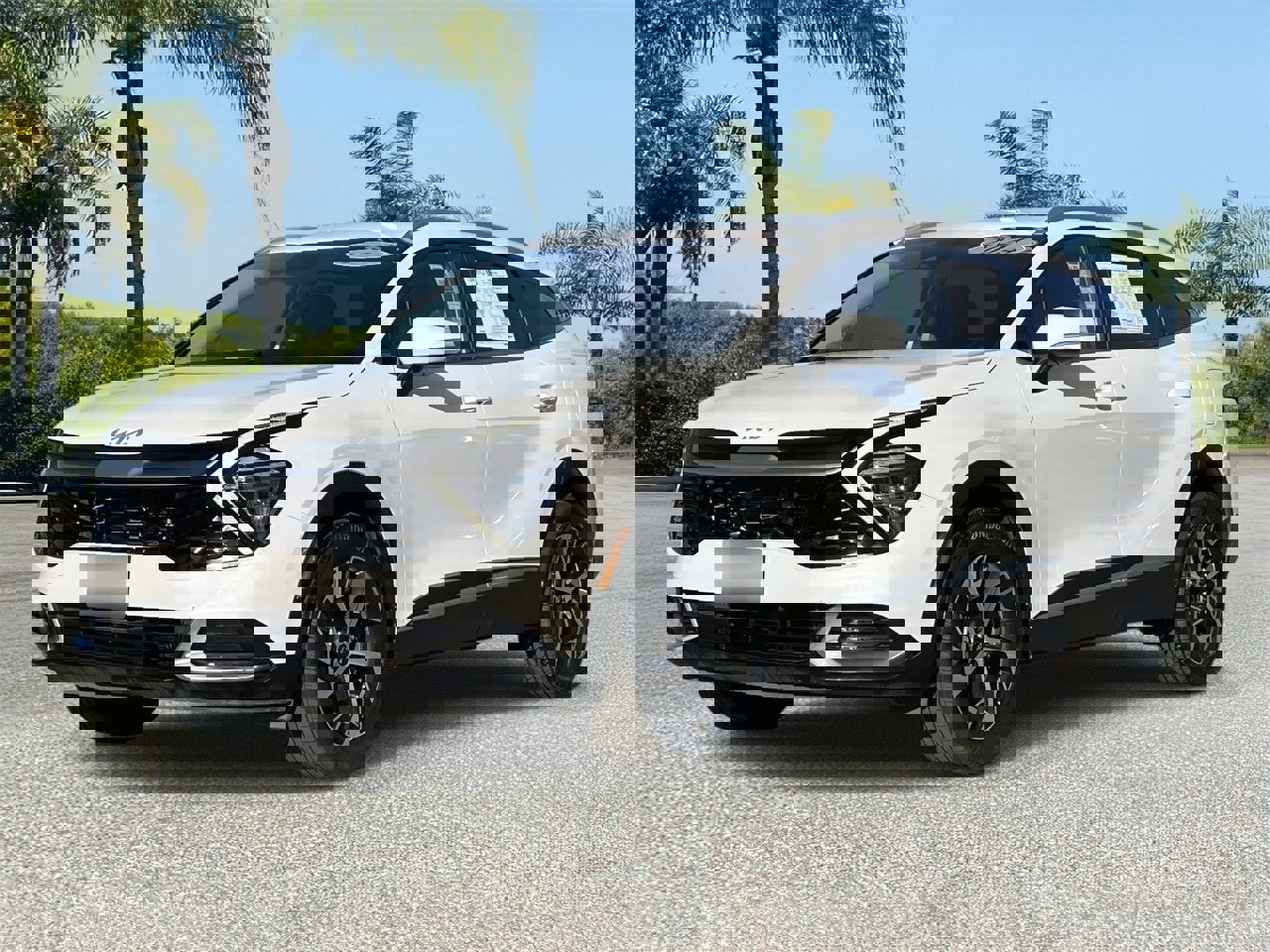 Used 2024 Kia Sportage EX image 1