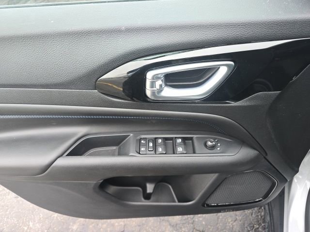 New 2026 Jeep Compass Limited image 9