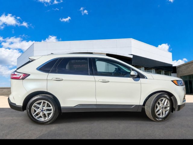 Used 2022 Ford Edge SEL w/ Convenience Package AWD/4WD image 9