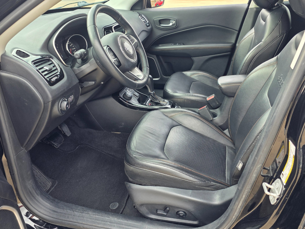 Used 2018 Jeep Compass Limited w/ Navigation Group image 8