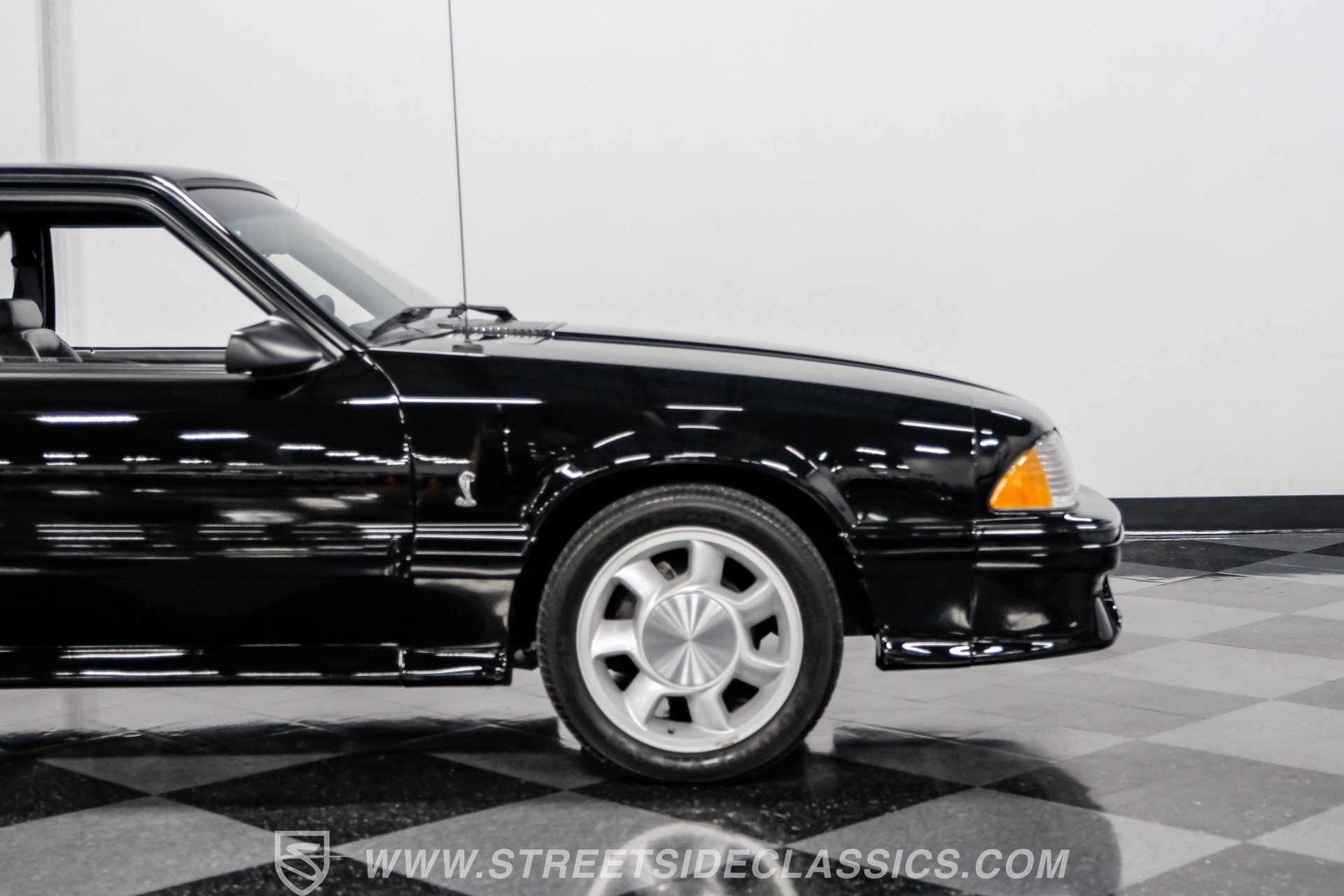 Used 1993 Ford Mustang Cobra image 29