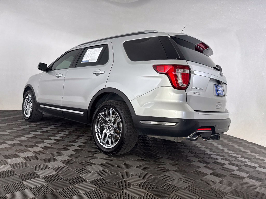 Used 2018 Ford Explorer Limited AWD/4WD image 11
