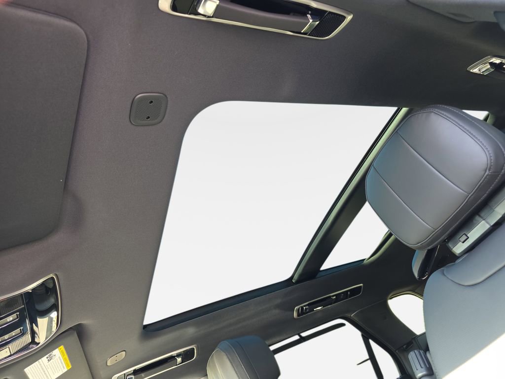 New 2026 Land Rover Range Rover Sport Dynamic SE image 32