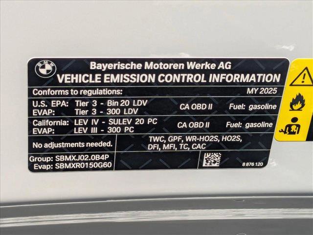 Used 2025 BMW 330i Sedan w/ Convenience Package image 17