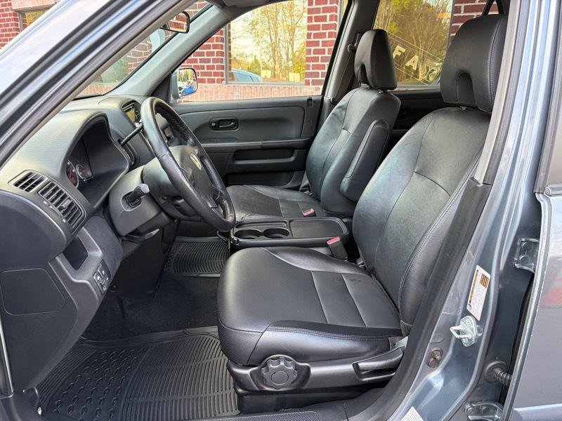 Used 2006 Honda CR-V EX image 25