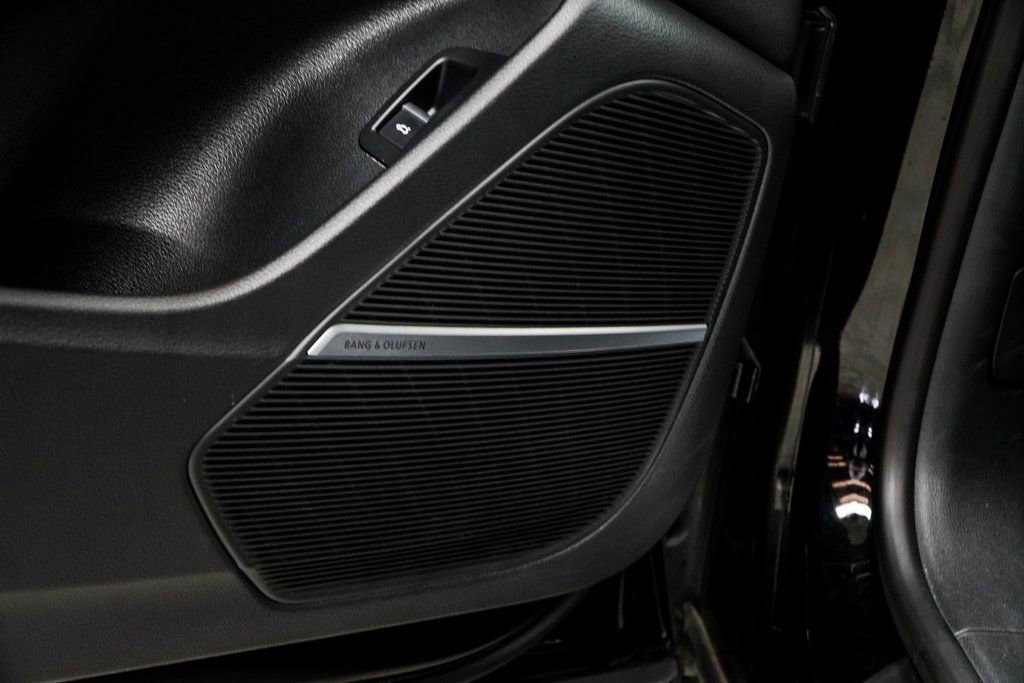 Used 2023 Audi Q8 Prestige image 47