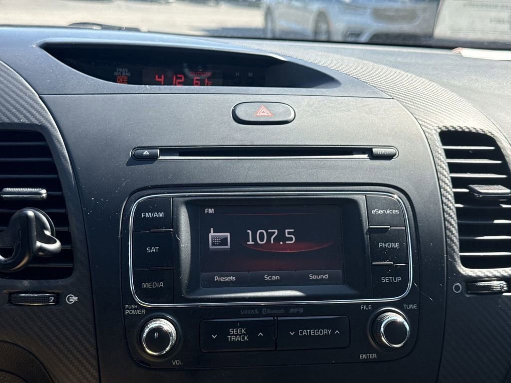Used 2015 Kia Forte EX w/ EX Premium Package FWD image 27
