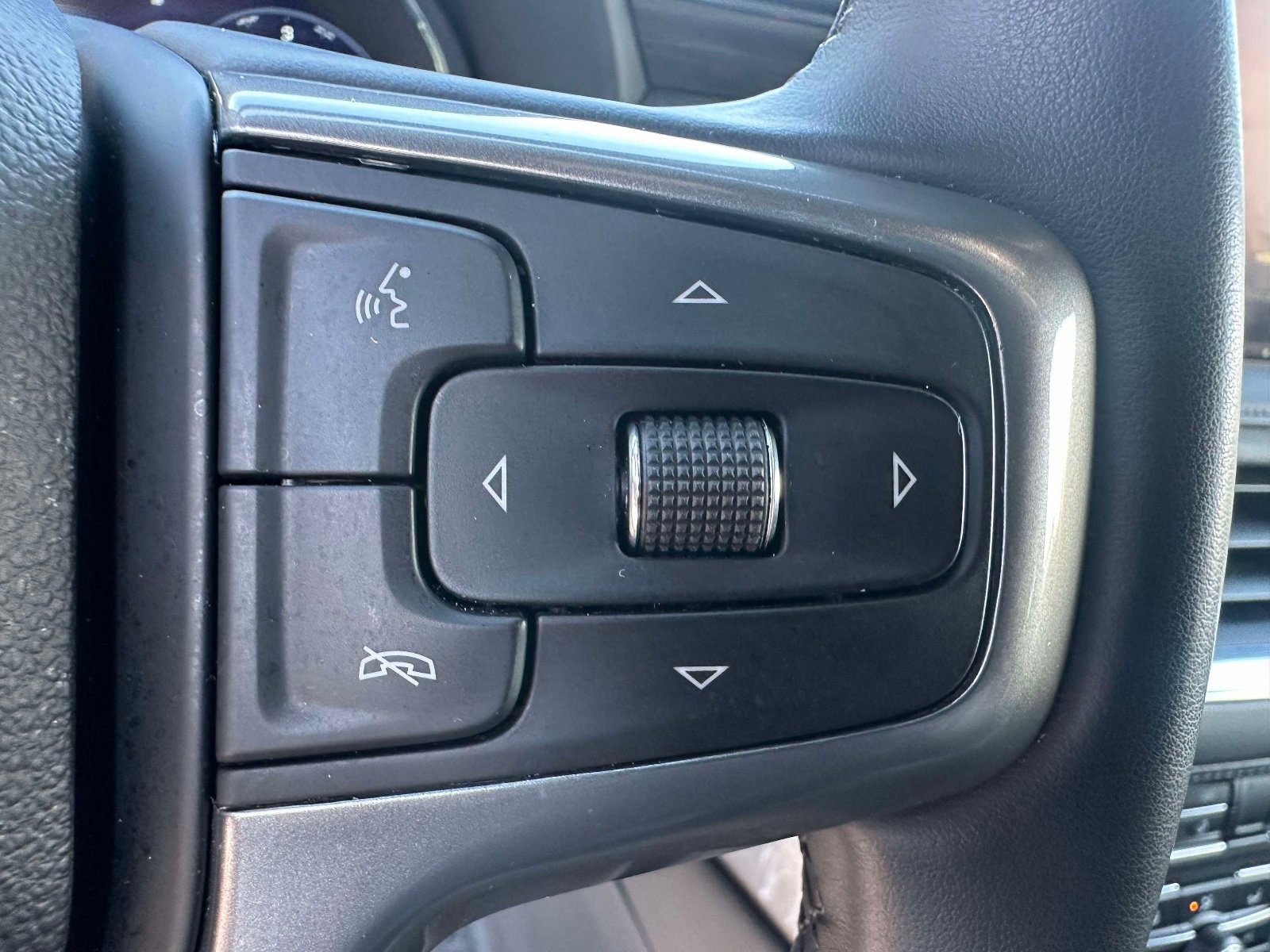 Certified 2024 Chevrolet Tahoe LT image 16