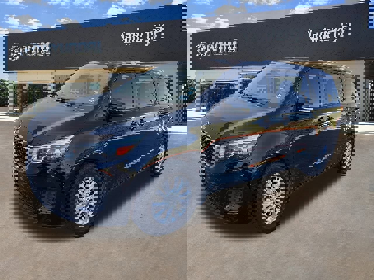 Used 2015 Kia Sedona LX