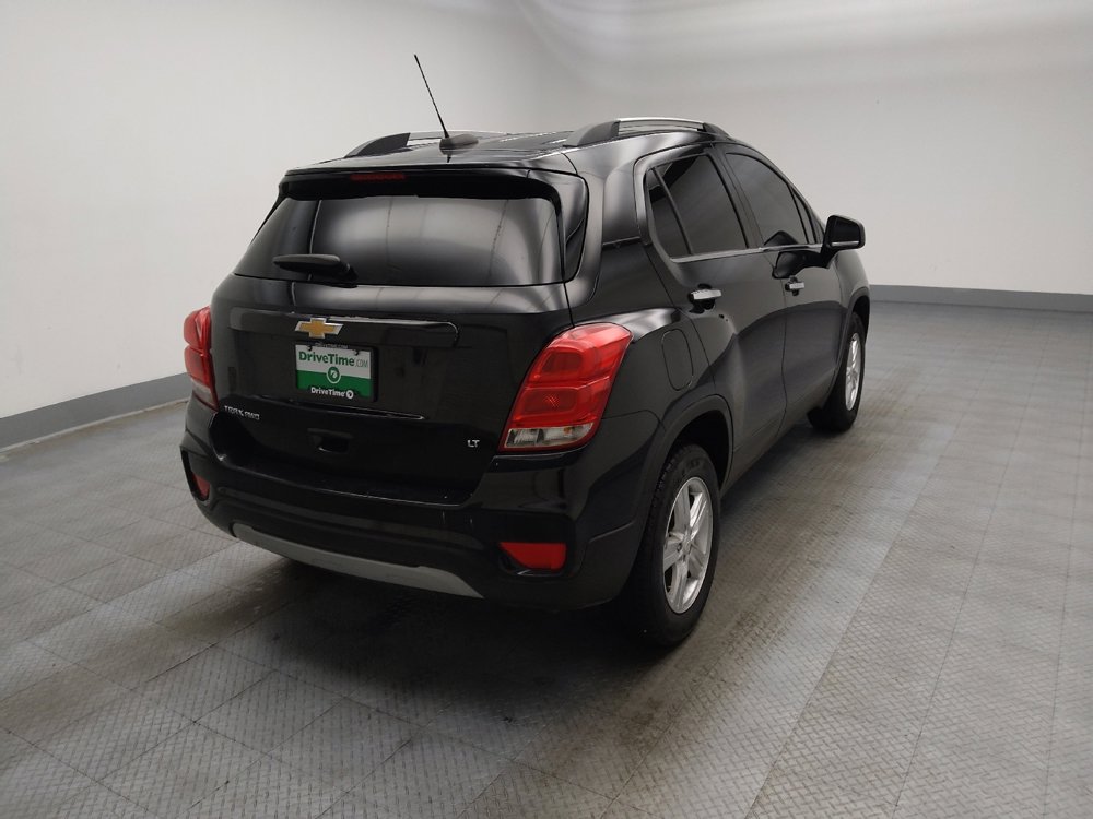 Used 2020 Chevrolet Trax LT w/ LT Convenience Package image 9