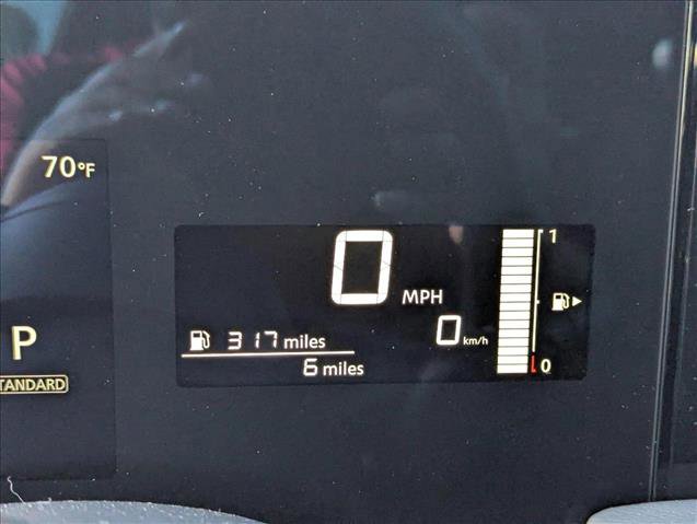 New 2025 Nissan Kicks S image 10