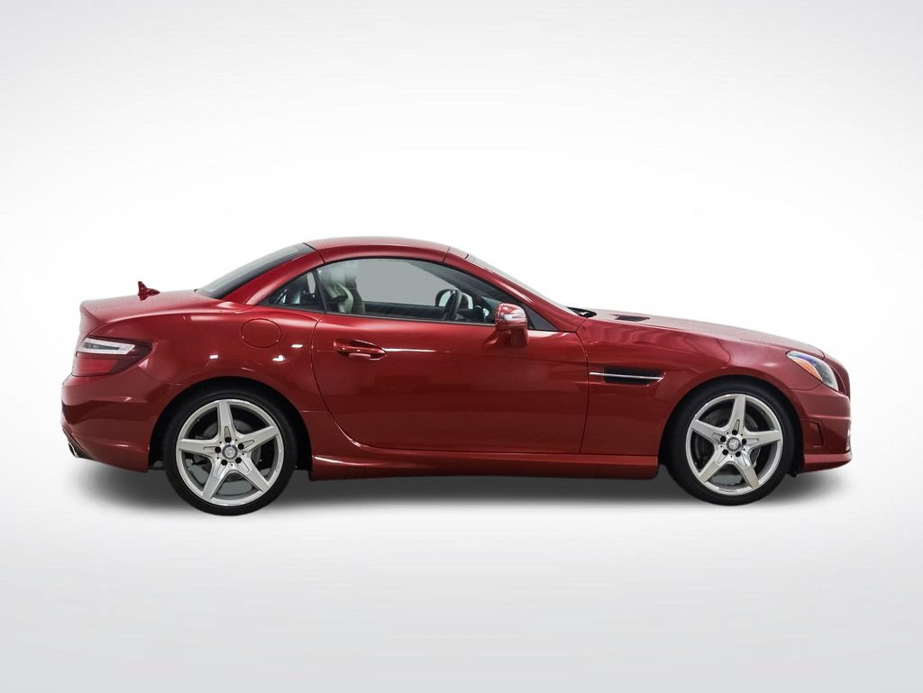 Used 2012 Mercedes-Benz SLK 350 image 6
