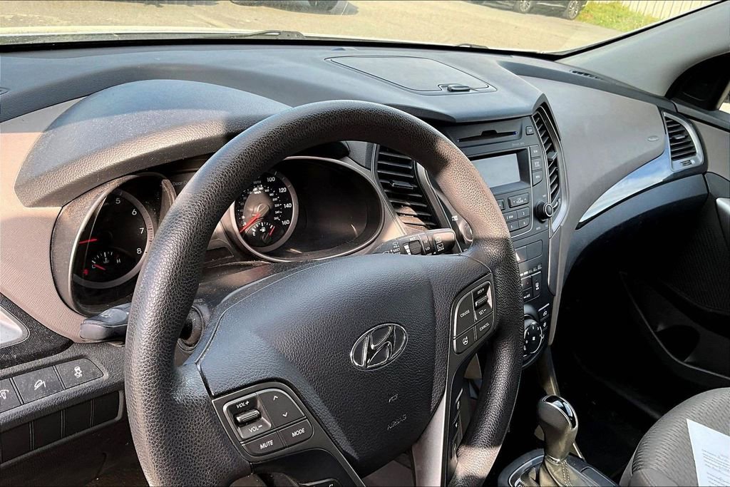 Used 2015 Hyundai Santa Fe Sport image 10