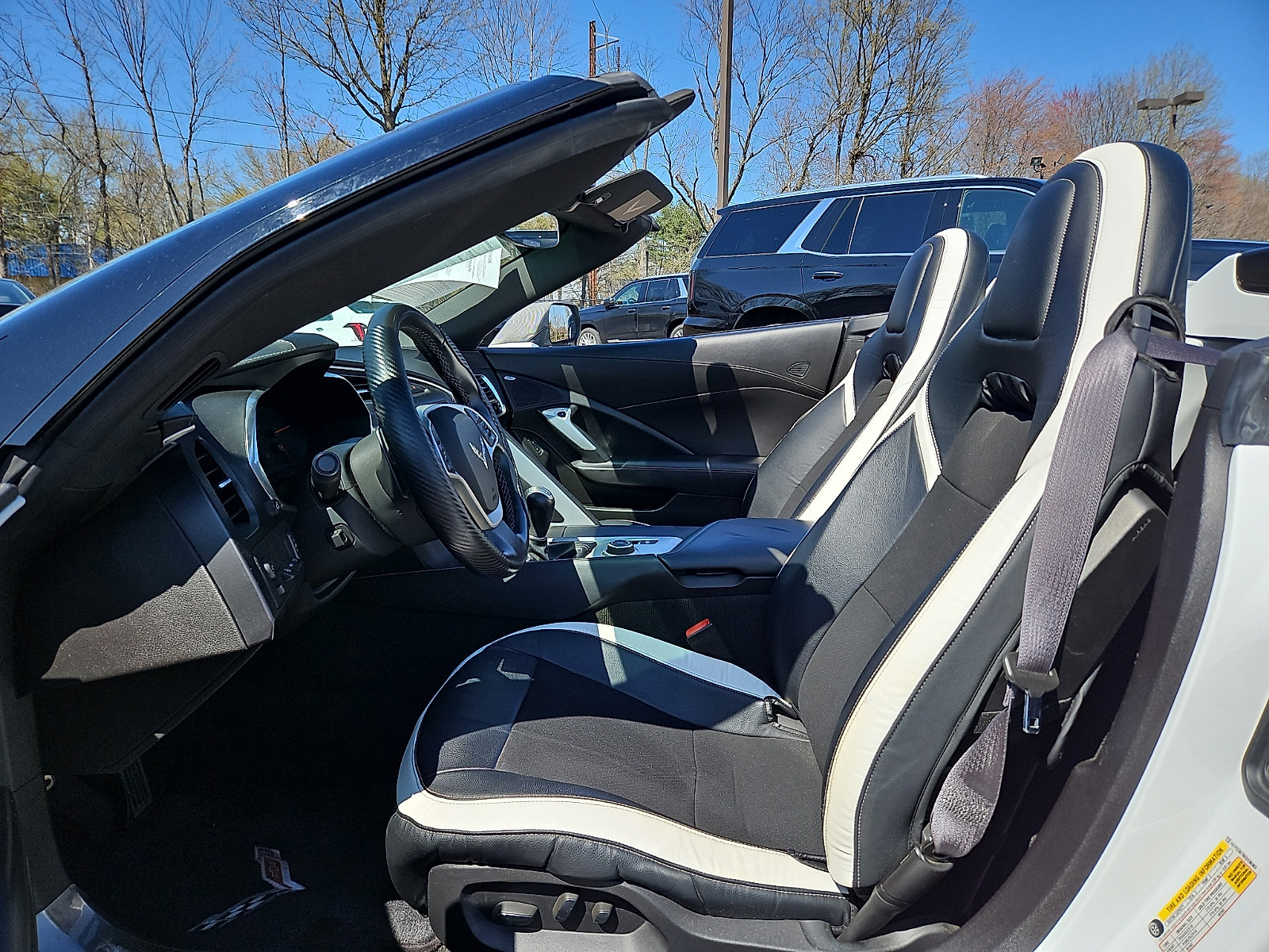 Used 2014 Chevrolet Corvette Stingray Convertible w/ 2LT Preferred Equipment Group image 12