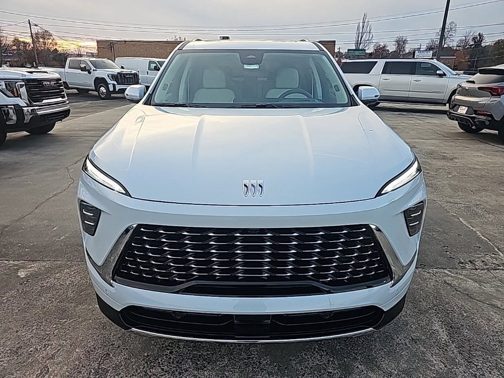 New 2026 Buick Enclave Avenir w/ Super Cruise Package image 3