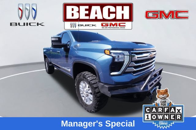 Used 2025 Chevrolet Silverado 2500 High Country AWD/4WD image 1