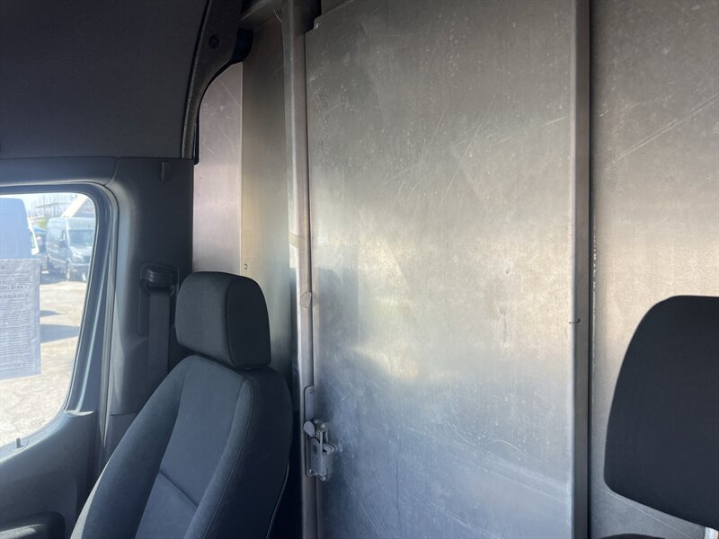Used 2019 Mercedes-Benz Sprinter 144 image 23