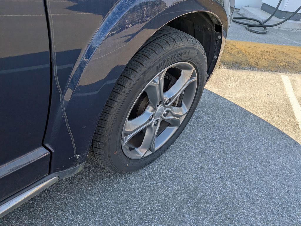 Used 2017 Dodge Journey Crossroad w/ Popular Equipment Group image 12